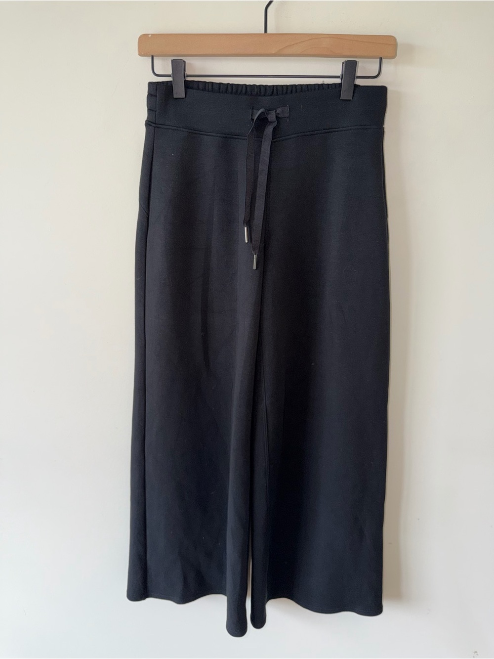 SPANX Air Essentials Black Cropped Wide-Leg Drawstring Pants